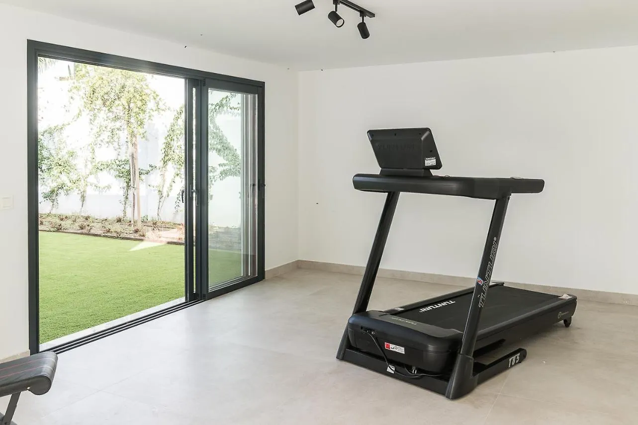 Appartamento Homeclub Villa Con Piscina Privada En Guadalmar Málaga