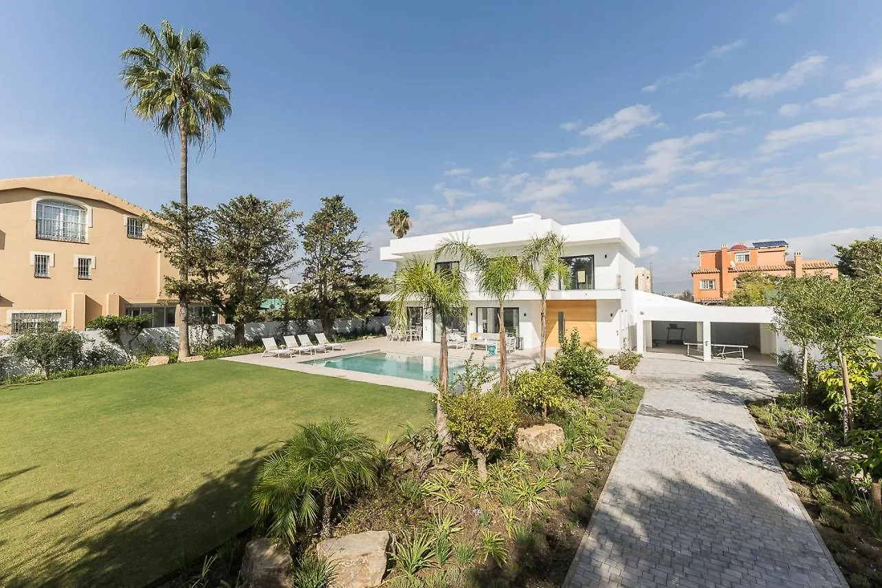 Homeclub Villa Con Piscina Privada En Guadalmar Malaga