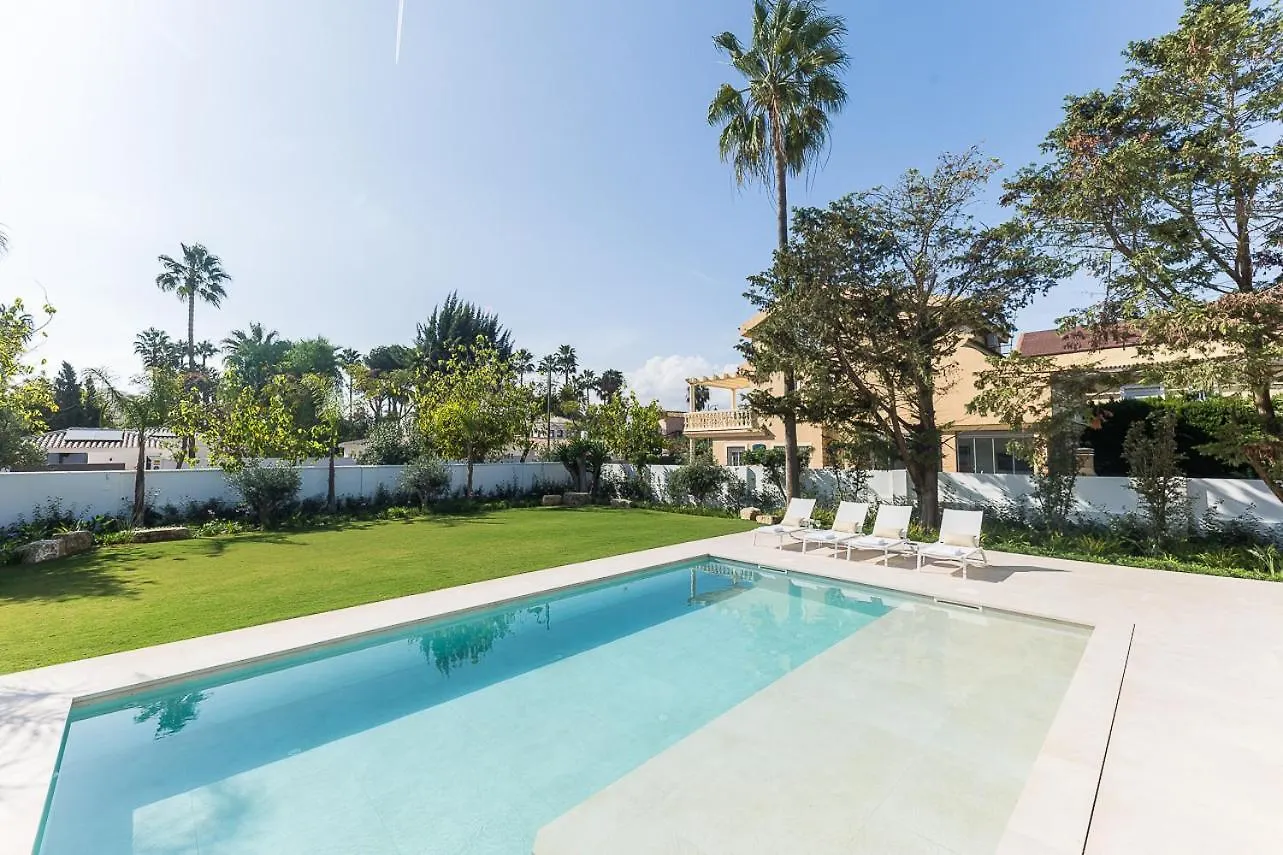 Homeclub Villa Con Piscina Privada En Guadalmar Malaga